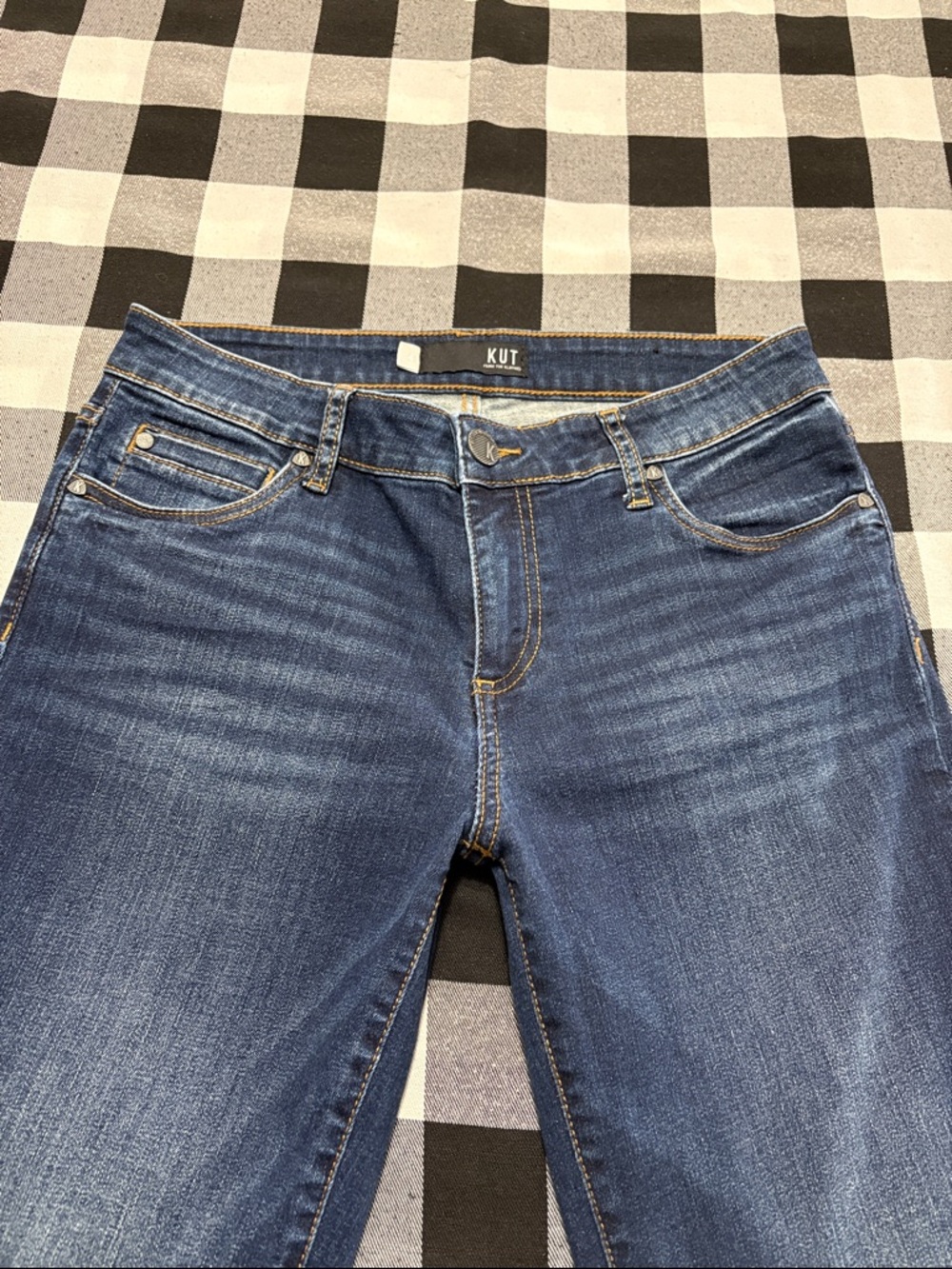 Kut From The Kloth Catherine Boyfriend Jeans Mid Rise Women Size 4 x 30 Stretch - Picture 6 of 14